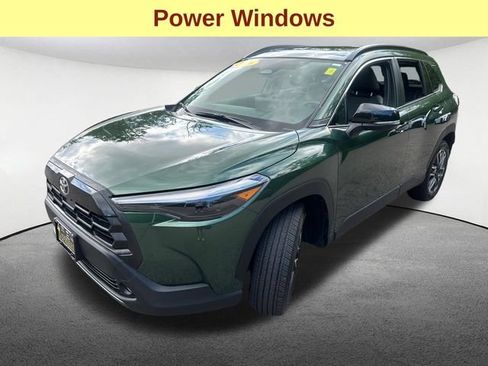 Used 2026 Toyota Corolla Cross XLE w/ Convenience Package AWD/4WD image 5