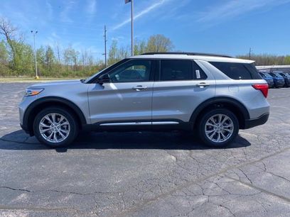 Used 2024 Ford Explorer XLT w/ Equipment Group 202A