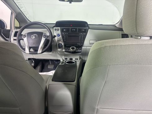 Used 2012 Toyota Prius V Two image 19