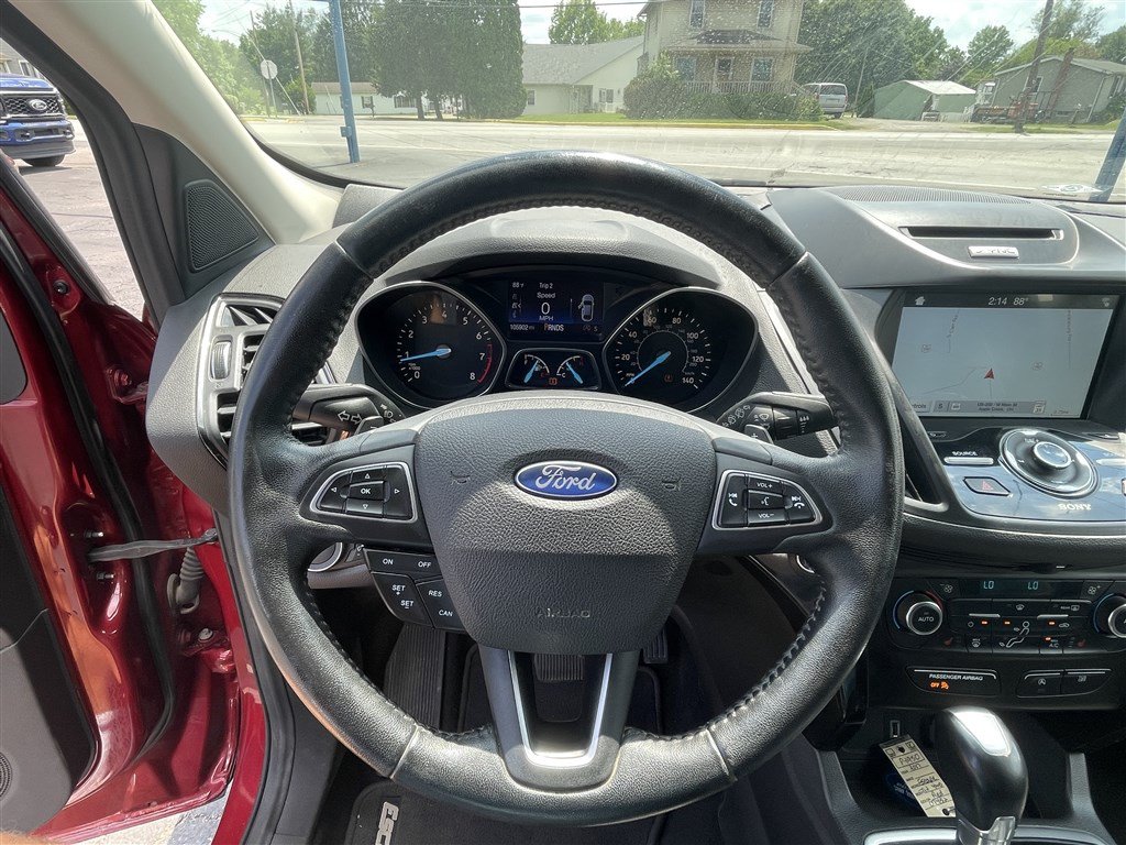 Used 2017 Ford Escape Titanium AWD/4WD image 20