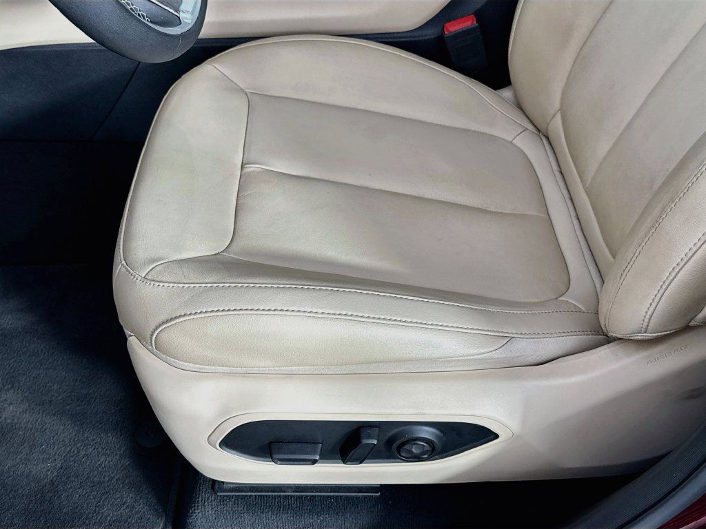Used 2023 Jeep Grand Cherokee Limited RWD image 21
