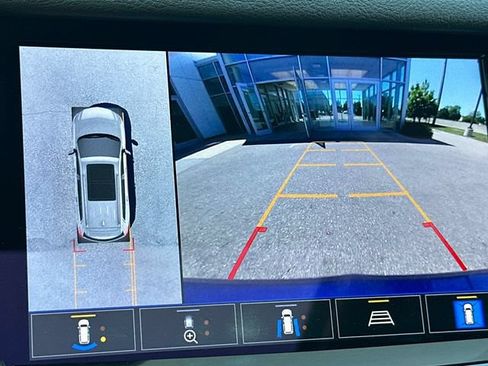 Certified 2023 Cadillac XT6 Premium Luxury w/ Technology Package AWD/4WD image 30