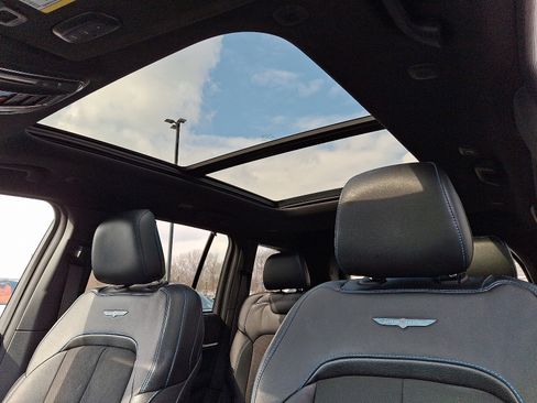 Certified 2023 Jeep Grand Cherokee Trailhawk w/ Luxury Tech Group III image 14