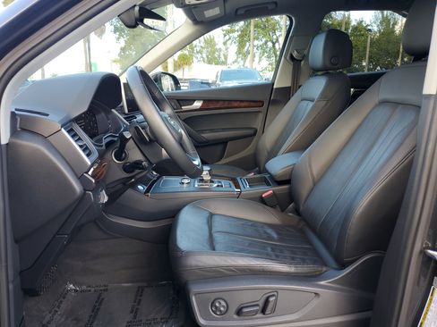 Used 2018 Audi Q5 Premium Plus w/ Premium Plus Package image 10