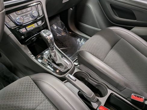 Used 2022 Buick Encore Preferred w/ Safety Package image 13