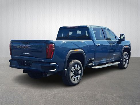 New 2026 GMC Sierra 2500 Denali w/ Denali Reserve Package AWD/4WD image 5