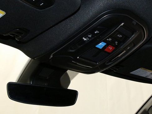 Used 2023 Jeep Wagoneer L Series III w/ Preferred Equipment Group image 24