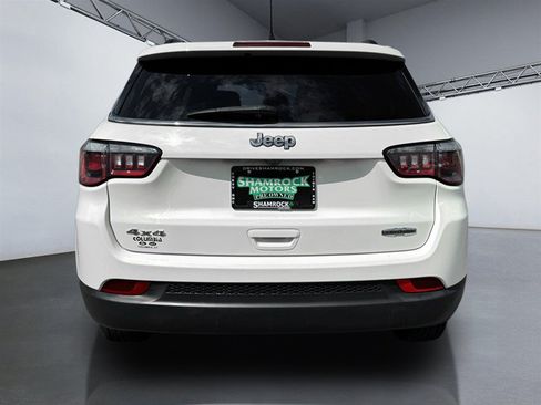 Used 2020 Jeep Compass Latitude w/ Popular Equipment Group AWD/4WD image 6