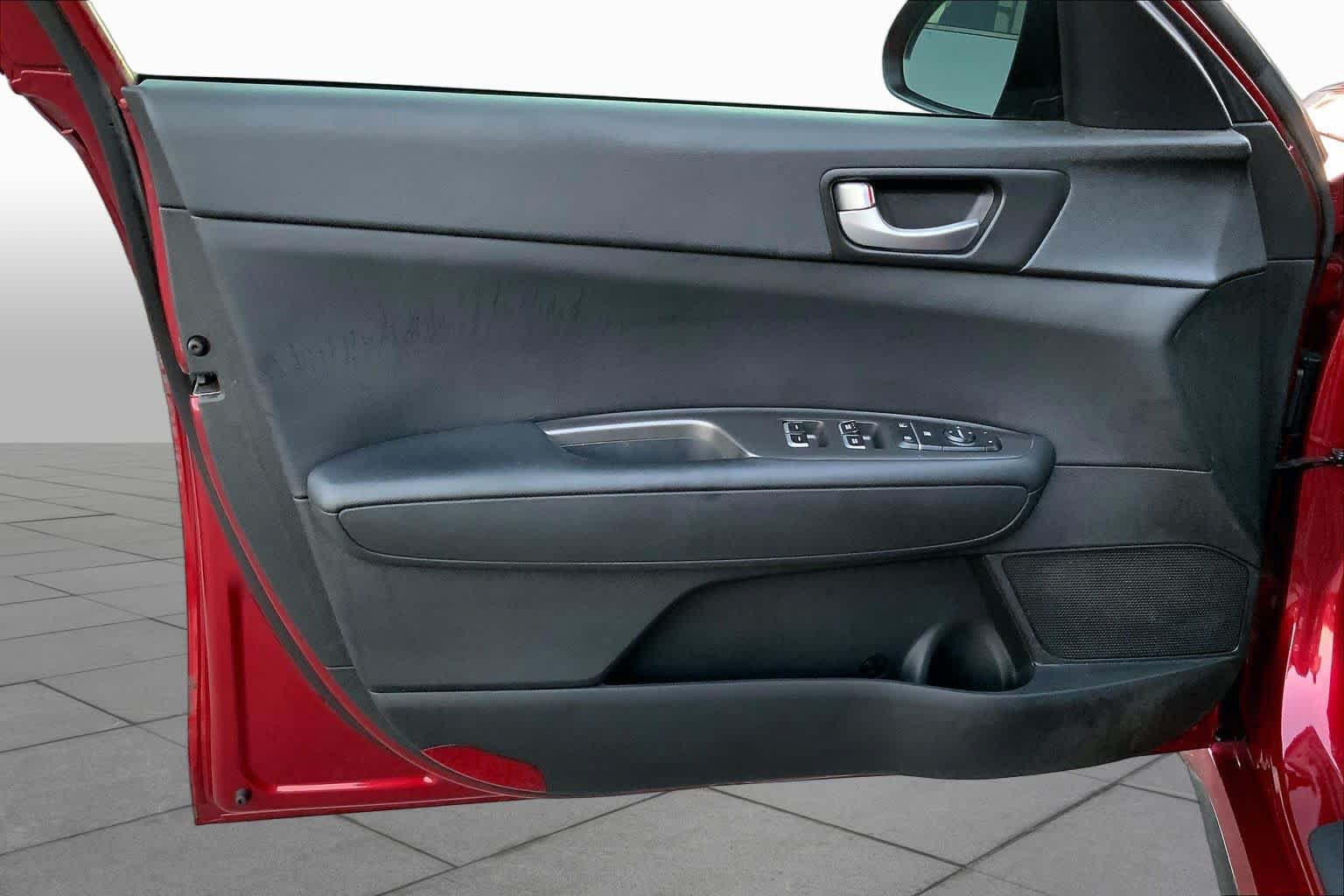 Used 2019 Kia Optima S w/ S Panoramic Sunroof Package FWD image 19