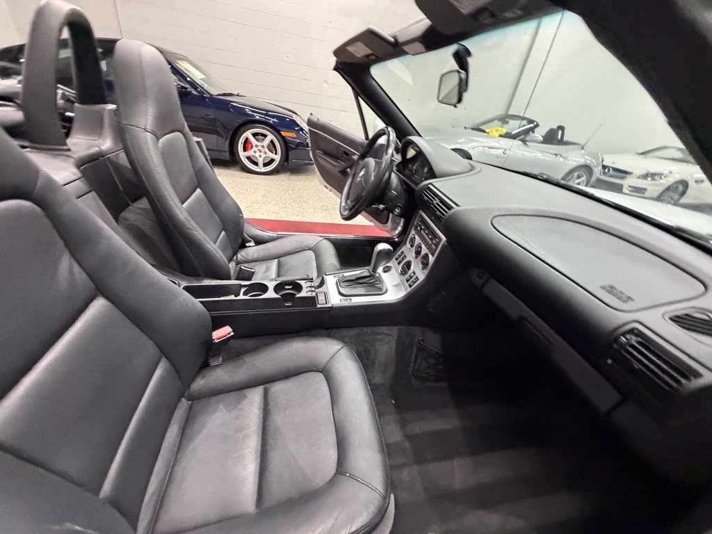 Used 2001 BMW Z3 2.5i RWD image 23