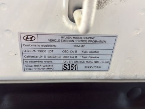 Used 2024 Hyundai Santa Fe XRT AWD/4WD image 32