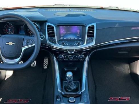 Used 2015 Chevrolet SS image 27