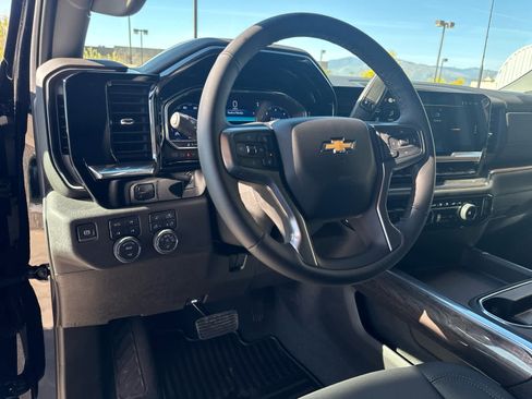 New 2025 Chevrolet Silverado 2500 LTZ w/ LTZ Convenience Package image 23