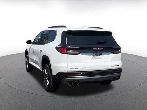 Used 2025 GMC Acadia Elevation AWD/4WD image 12