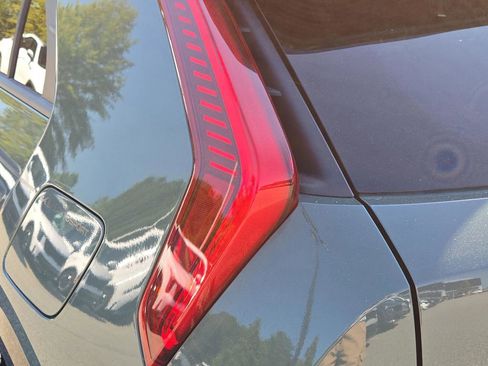New 2025 Kia Niro EX Touring image 12