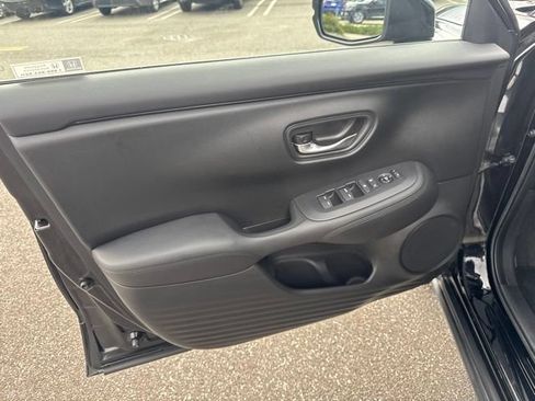 Used 2023 Honda HR-V LX image 21