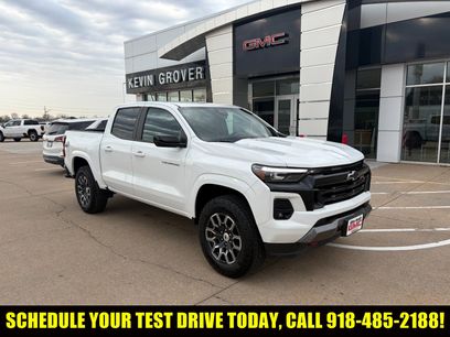 Used 2023 Chevrolet Colorado Z71 w/ Z71 Convenience Package 2