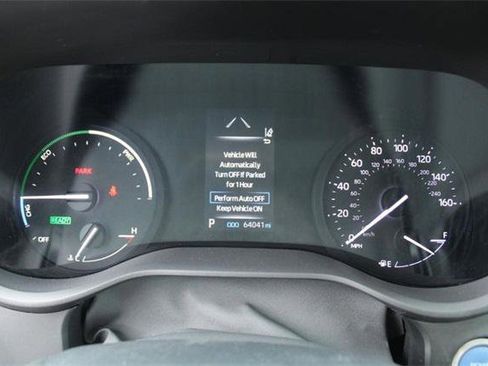 Certified 2024 Toyota Sienna XLE image 18