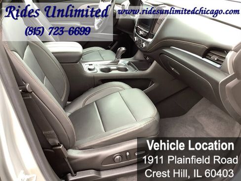 Used 2019 Chevrolet Traverse LT w/ LT Premium Package AWD/4WD image 34