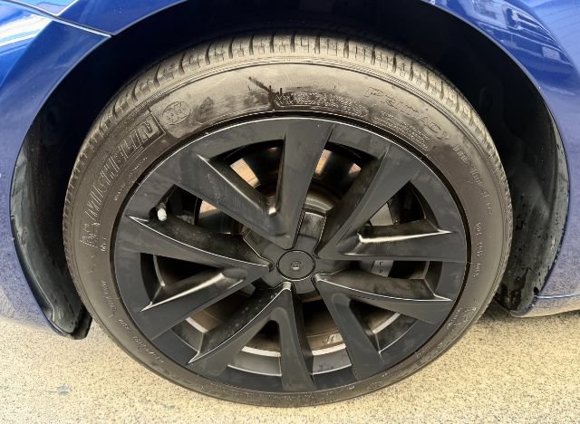Used 2020 Tesla Model 3 Standard Range Plus RWD image 22