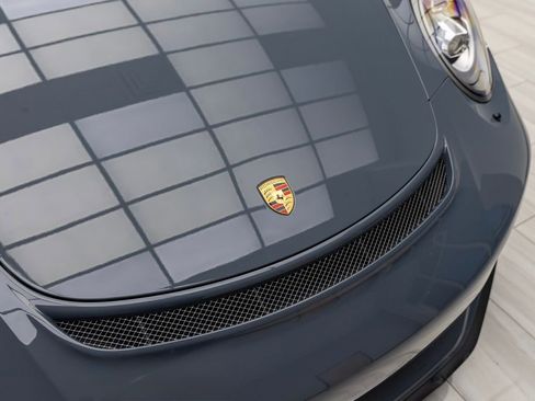 Used 2018 Porsche 911 GT3 image 9