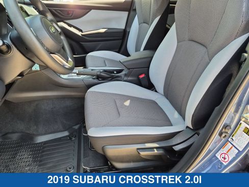 Used 2019 Subaru Crosstrek 2.0i AWD/4WD image 17