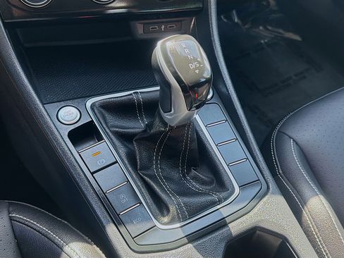 Certified 2023 Volkswagen Jetta SE FWD image 15