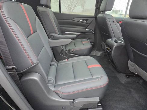Used 2024 Chevrolet Traverse RS w/ LPO, Floor Liner Package AWD/4WD image 48