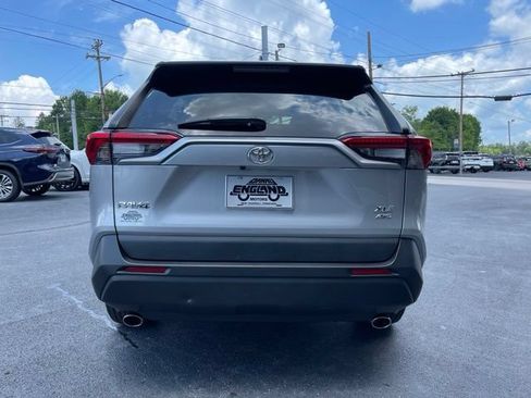 Used 2024 Toyota RAV4 XLE AWD/4WD image 11