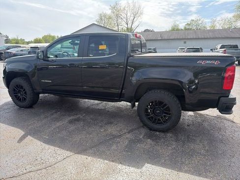 Used 2017 Chevrolet Colorado LT w/ LT Convenience Package AWD/4WD image 5