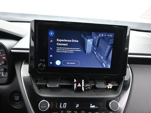 Used 2024 Toyota Corolla Cross LE FWD image 12