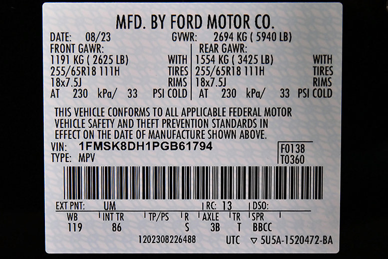 Used 2023 Ford Explorer XLT AWD/4WD image 14