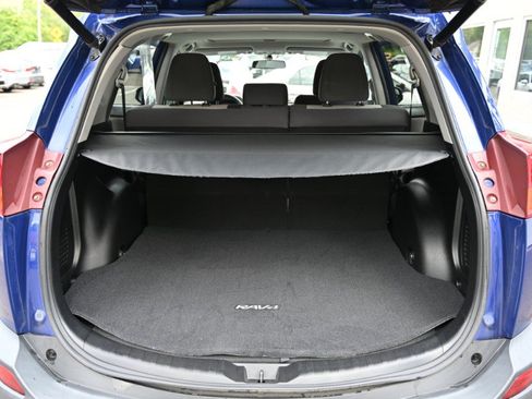 Used 2015 Toyota RAV4 XLE AWD/4WD image 17