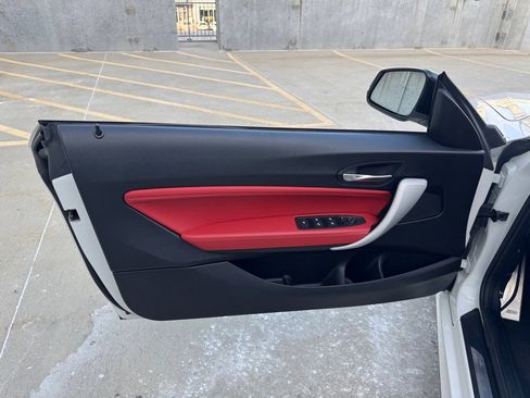 Used 2017 BMW 230i Convertible image 11