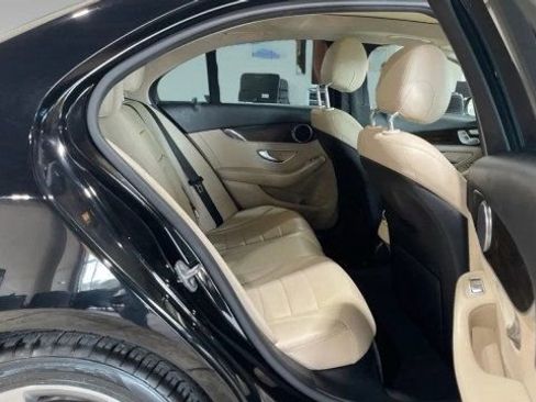 Used 2018 Mercedes-Benz C 300 Sedan image 12