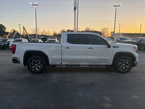Used 2023 GMC Sierra 1500 SLT w/ SLT Premium Package image 6