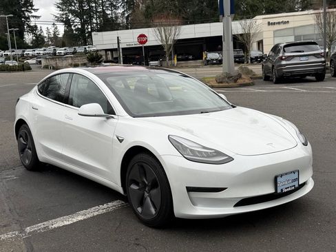 Used 2018 Tesla Model 3 Long Range image 2
