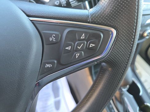 Used 2023 Chevrolet Equinox LT w/ LPO, Floor Liner Package image 24