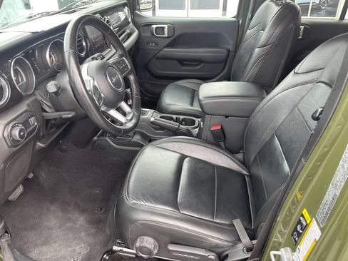 Used 2023 Jeep Wrangler Unlimited Sahara AWD/4WD image 18