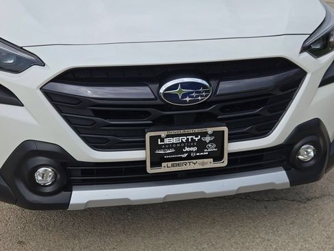 Used 2024 Subaru Outback Limited AWD/4WD image 7