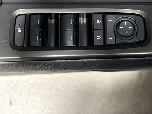 New 2026 Lexus UX 300h AWD image 40