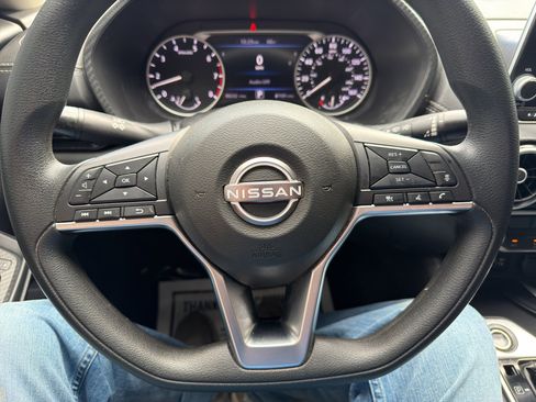 Used 2024 Nissan Sentra SV w/ Trunk Package image 18