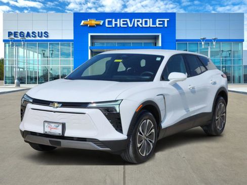 New 2025 Chevrolet Blazer EV LT FWD image 2
