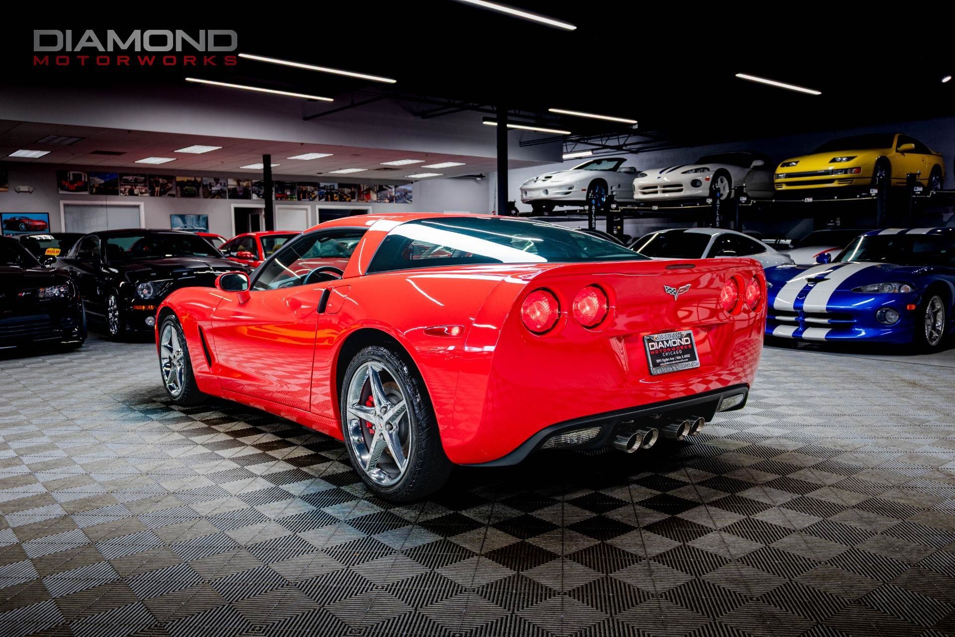 Used 2012 Chevrolet Corvette Coupe w/ Battery Protection Package RWD image 2