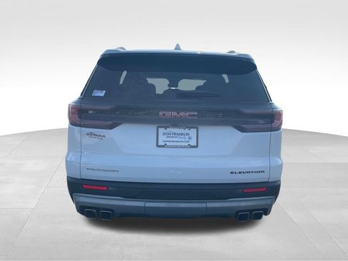 Used 2025 GMC Acadia Elevation FWD image 4