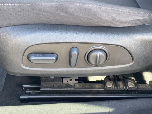 Used 2023 Chevrolet Malibu LT image 16