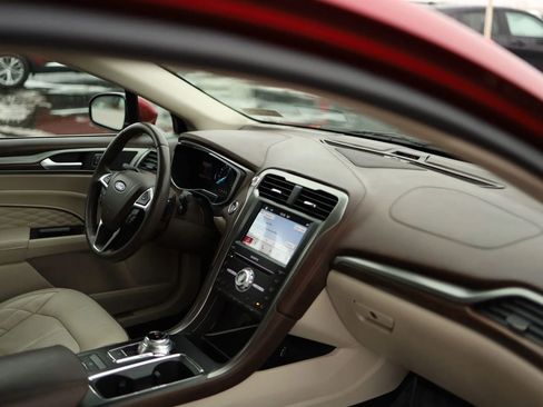 Used 2017 Ford Fusion Platinum AWD/4WD image 44