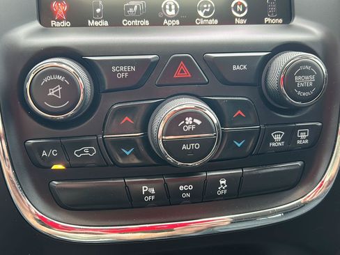 Used 2015 Dodge Durango Limited w/ Nav & Power Liftgate Group AWD/4WD image 14
