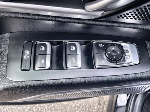 Used 2023 Kia Telluride LX image 18