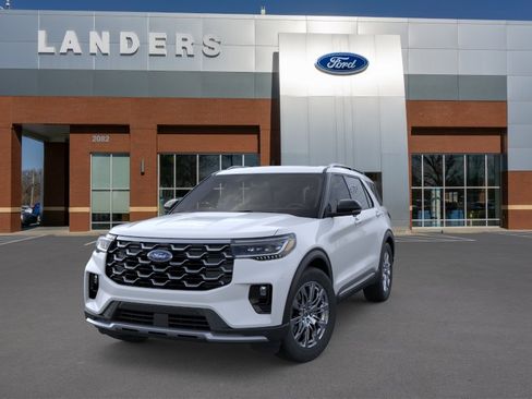 New 2026 Ford Explorer Platinum RWD image 2